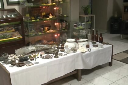 14232714 przeszukali wilczy szaniec trafili na liczne slady codziennego zycia w kwaterze hitlera 0 0s
