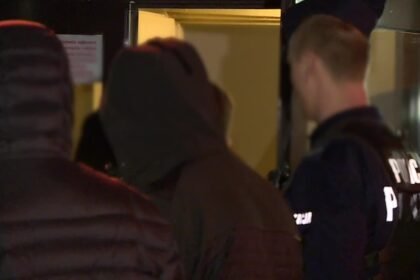14304801 mezczyzna zaatakowany przez nozownika zmarl w szpitalu w krakowie policja zatrzymala 43 latka 0 0s