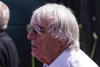 12892882 tesciowa berniego ecclestone a szefa formuly 1 uprowadzona w brazylii porywacze zadaja wielomilionowego okupu lektor 1s