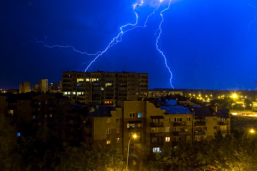 burza nad osiedlami fot. Artur Gawle 1