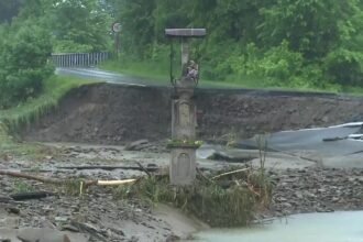 14391112 niektore osiedla calkowicie odciete gmina w malopolsce zniszczona przez powodz a duda ogladal straty 0 0s