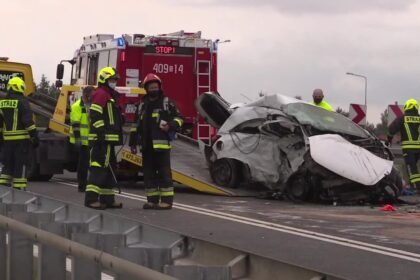 14478343 wypadek na s1 w poblizu wezla lotniskowego nie zyja trzy osoby 27 2s