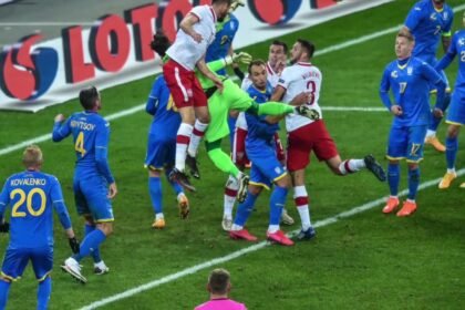 14506510 reprezentacja polski pokonala ukraine 2 0 po bramkach krzysztofa piatka i jakuba modera 40 44s