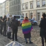 14532082 ciagnelo mnie czterech funkcjonariuszy zgnieciono mi glowe protest przeciwko brutalnym interwencjom policji 0 0s