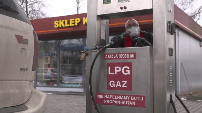 14567206 samochody z instalacja lpg beda mialy zakaz wjazdu do zielonych stref kontrowersyjny pomysl rzadu 127 76s