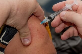 flu shot 1719334 1280 1