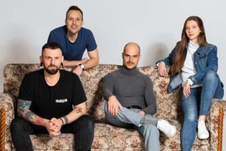 L R Szymon Kubiak Damian Konopka Maciej Sawicki Wiktoria Wojcik