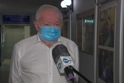 14644234 dyrektor szpitala w krakowie zapewnia ze skrocenie czasu miedzy szczepieniami nie bedzie problemem 0 0s