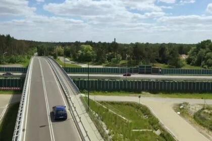 14678317 nie podbija serca ale podbija portfel tym samochodem dojedziesz na urlop do chorwacji bez tankowania 2 88s1