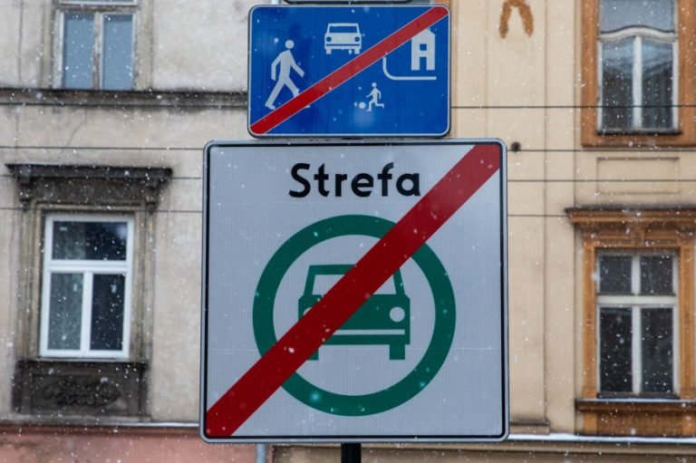 Kraków. Strefa Czystego Transportu: miasto chce zamrozić opłaty. Konsultacje od 6 listopada