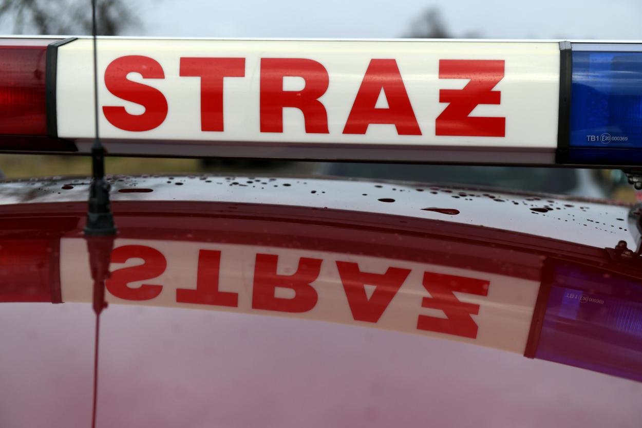 Kraków. 14 osób ewakuowanych po zawaleniu się dachu w opuszczonej kamienicy