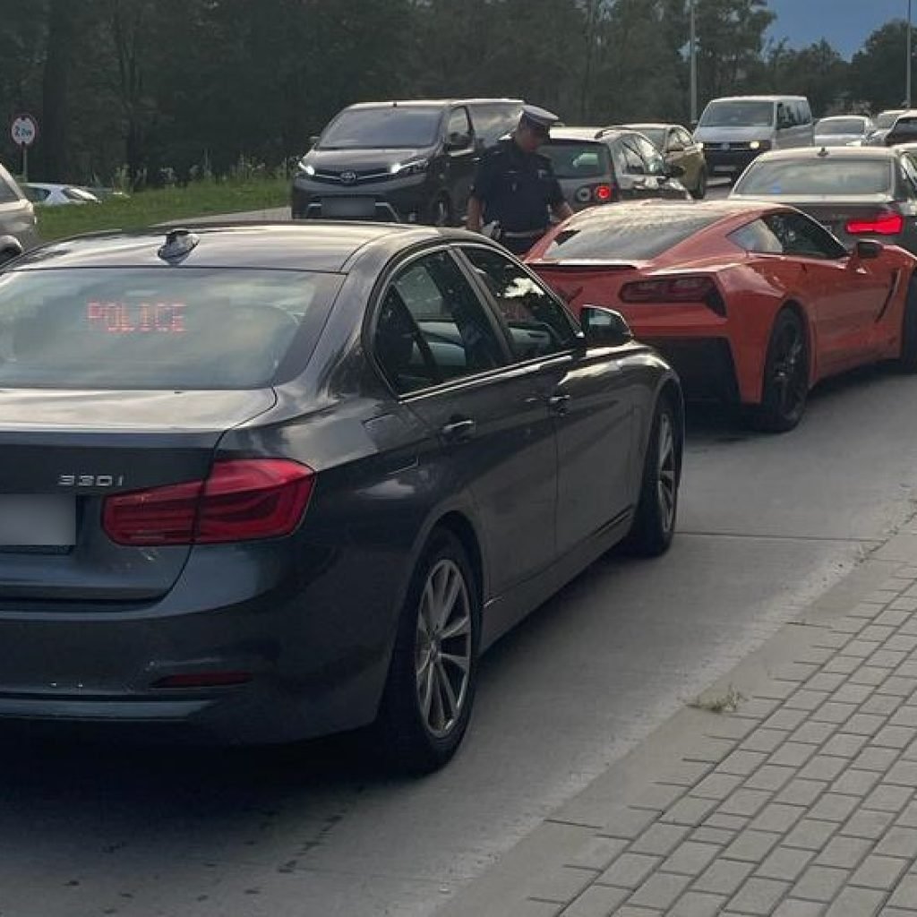 Kilkaset mandatów w centrum Krakowa. Nie tylko dla kierowców 4 policja rajdy