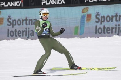 zniszczol pap 4
