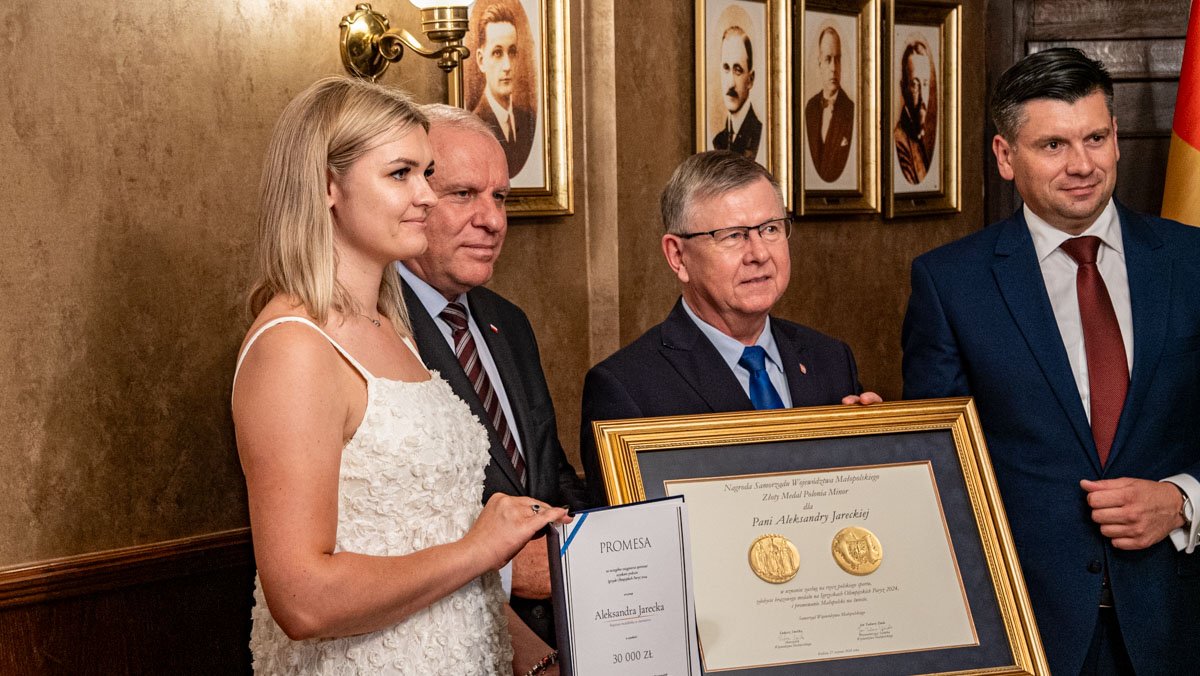 Medale Polonia Minor dla medalistów olimpijskich z Małopolski. I nagrody finansowe 3 Nagrody od marszalka dla olimpiczykow 28 sierpnia 22808