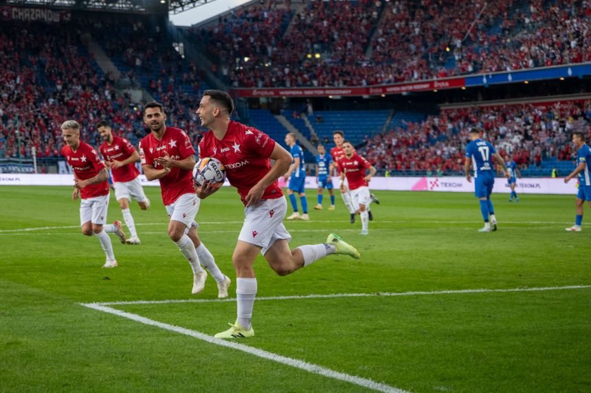 WISLA. KRAKOW RUCH CHORZOW 12 SIERPNIA358