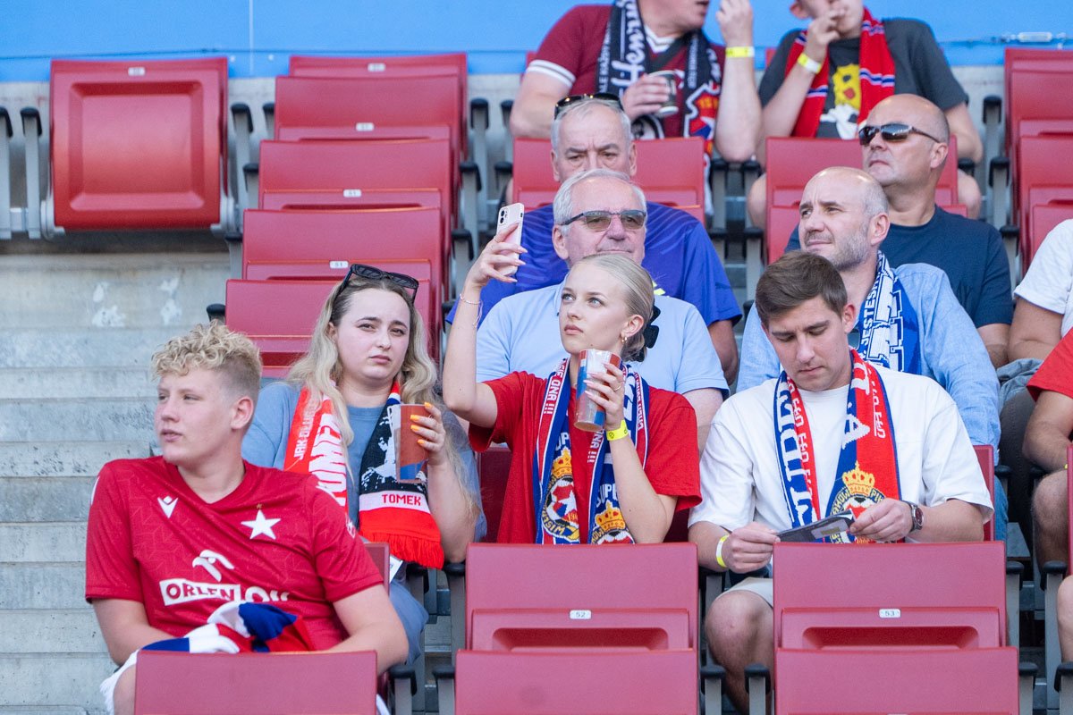 Wisła Kraków wygrywa z Ruchem Chorzów 8 WISLA. KRAKOW RUCH CHORZOW 12 SIERPNIA865