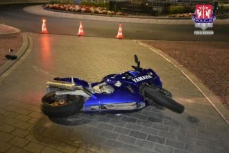 motocykl policja myslenice