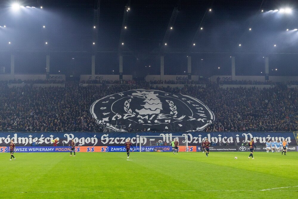 Ekstraklasa piłkarska. Pogoń – Cracovia 5:2