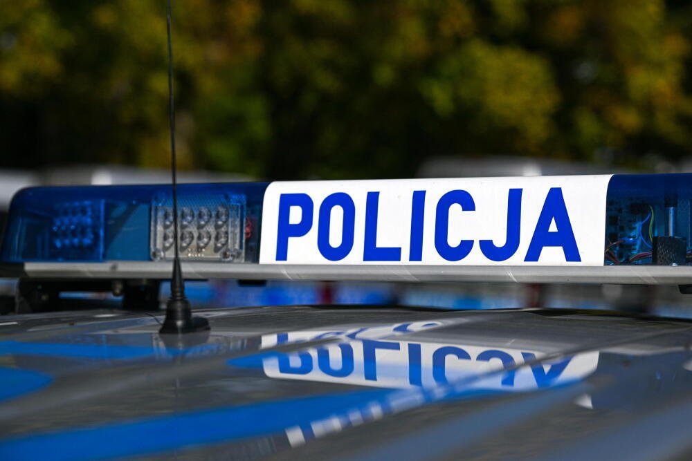 Kraków: mężczyzna zabarykadował się w mieszkaniu; akcja antyterrorystów