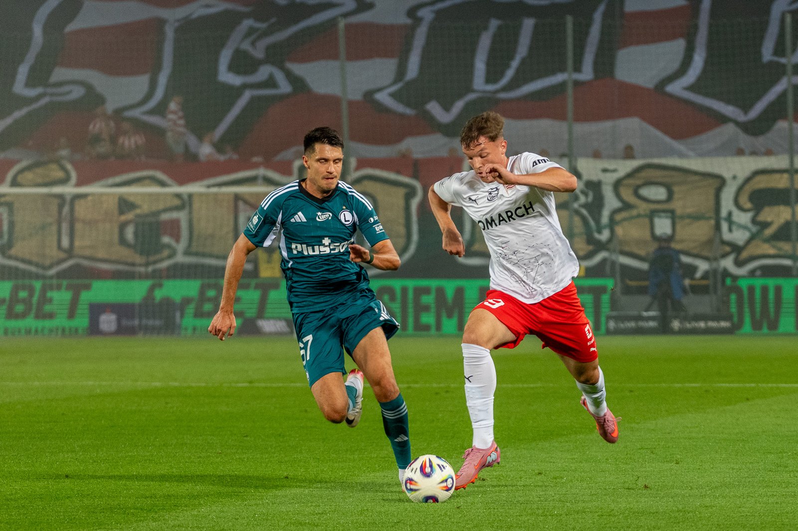 Cracovia wygrała z Legią 2:1 30 Cracovia Legia40460