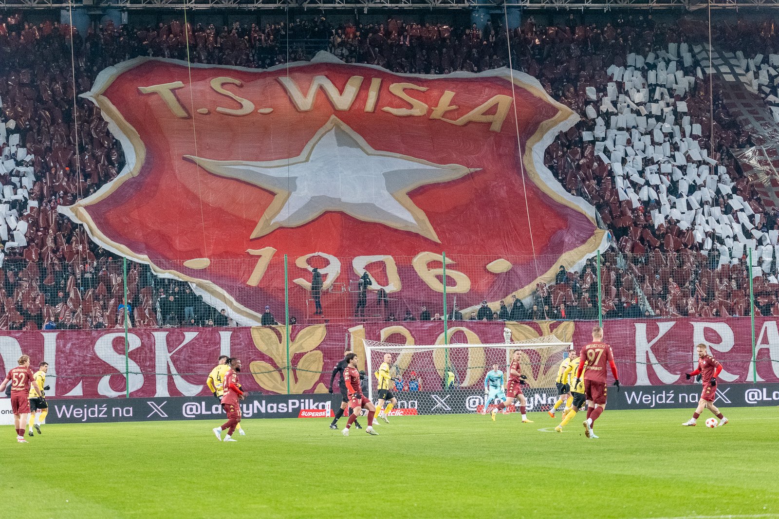 Prezes PZPN zapowiada „surową reakcję” w związku z meczem Śląska z Wisłą