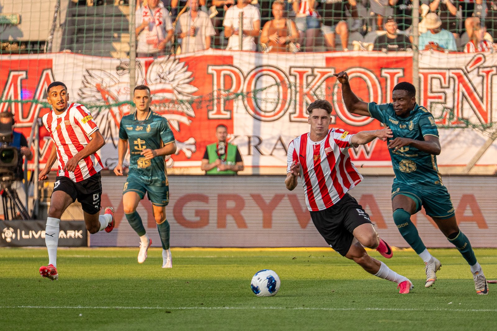 Ekstraklasa piłkarska. Cracovia – Pogoń 0:2