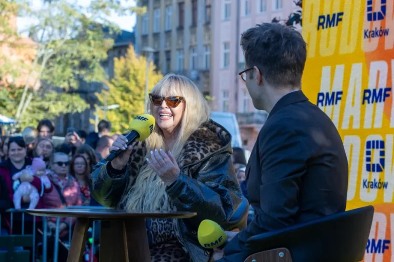 Kraków: Maryla Rodowicz ma swoją gwiazdę pod Wawelem. Fani przywitali ją „Małgośką”